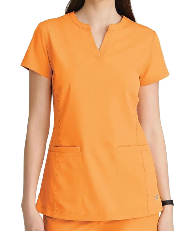 Skechers by Barco Women’s Coast Recycled 2-Pocket V-Neck Scrub Top