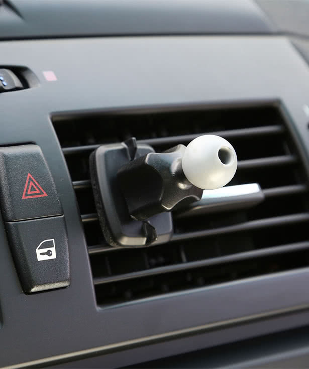 Full Color AirHug Wireless Charging Car Phone Dock
