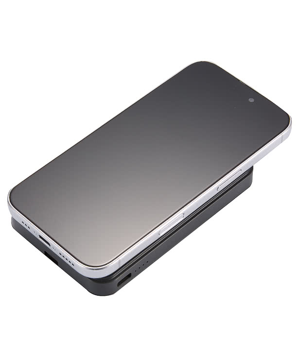 Solekick 5,000 mAh MagClick Wireless Power Bank and Phone Stand