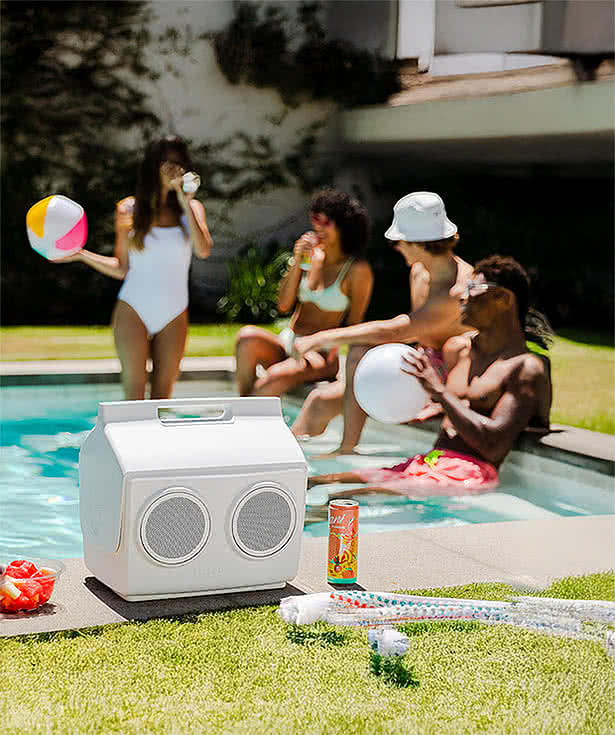 Full Color Igloo Kooltunes 14 Qt 26 Can Cooler