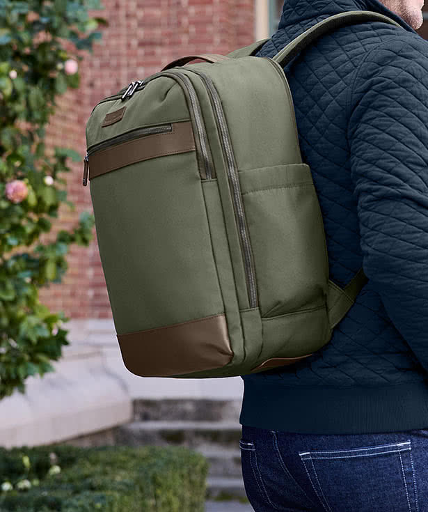 Brooks Brothers Oxford 17" Computer Backpack