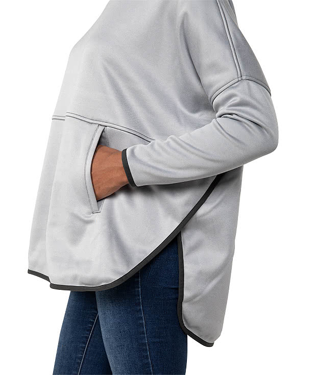 The North Face Women's Canyon Flats Stretch Poncho