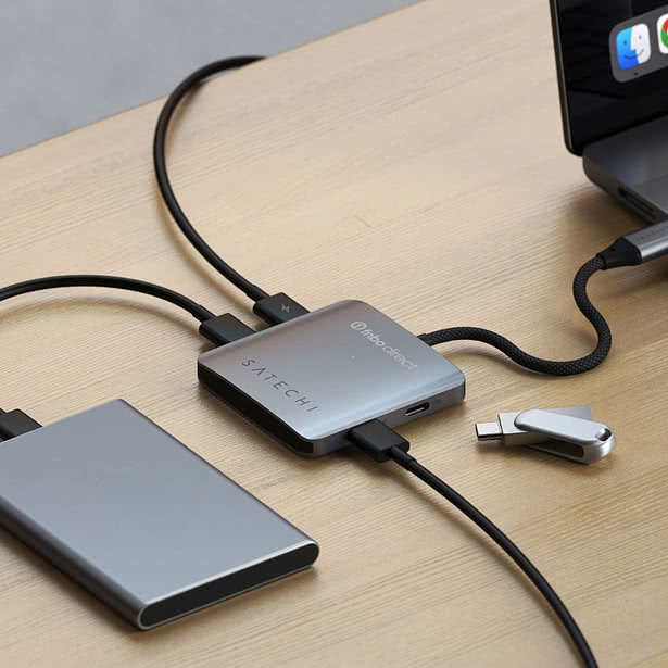 Satechi 4-Port USB-C Hub w/PD