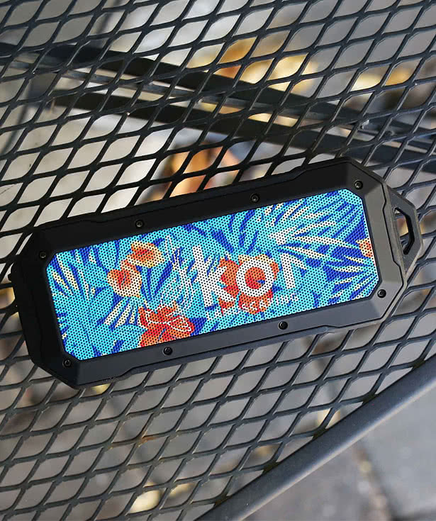 Full Color HangTune Magnetic Waterproof Wireless Speaker