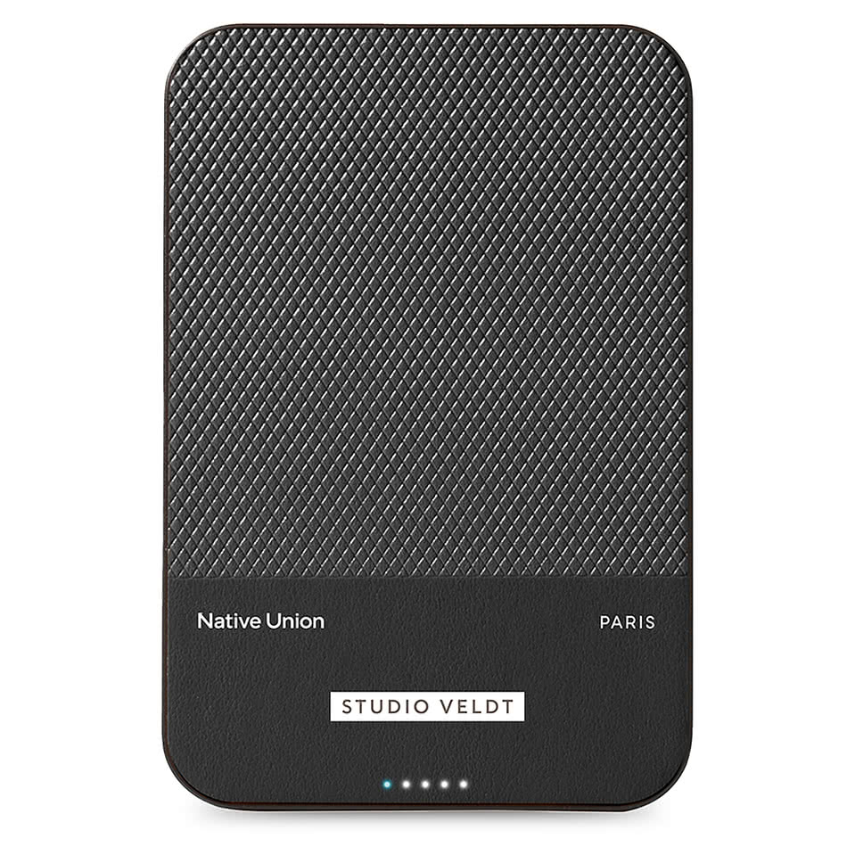 Native Union (RE)Classic Magnetic 10,000 mAh Power Bank