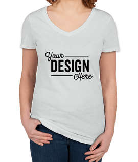Canada - Threadfast Women's Slim Fit Lightweight V-Neck Pigment Dyed T-shirt - Color: Chambray