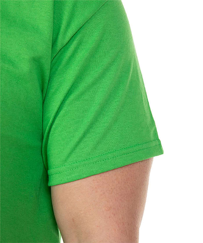 Canada - Gildan 100% Cotton T-shirt