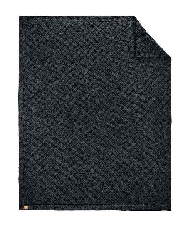 TravisMathew Diamond Quilted Blanket