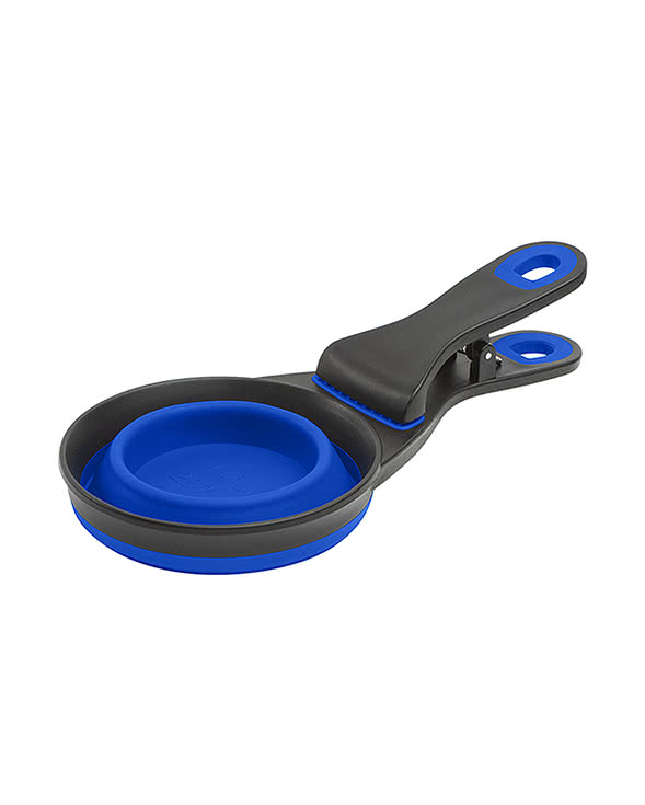 Collapsible Pet Food Scoop with Clip