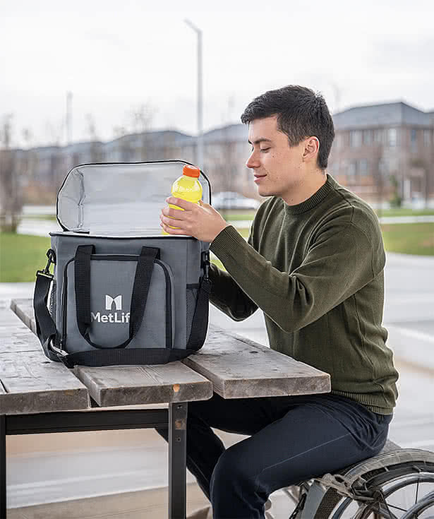 Valdivian All-in-One Picnic Cooler Bag