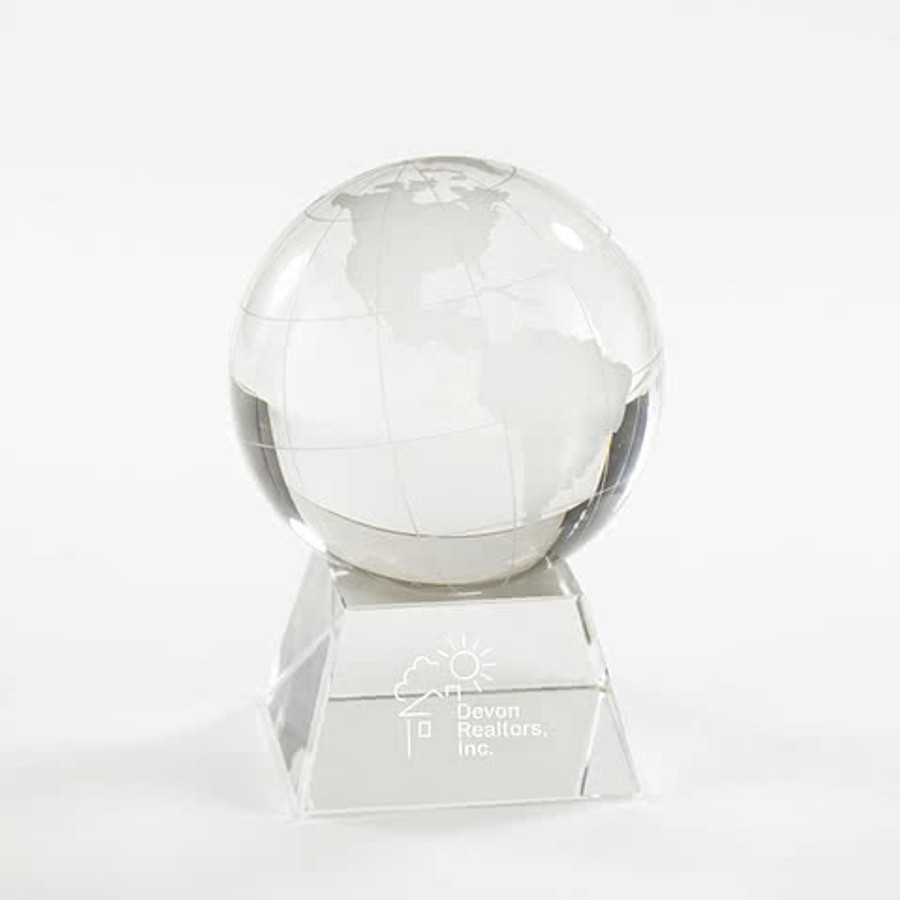 Transverse Globe Optically Perfect Globe Award in Clear