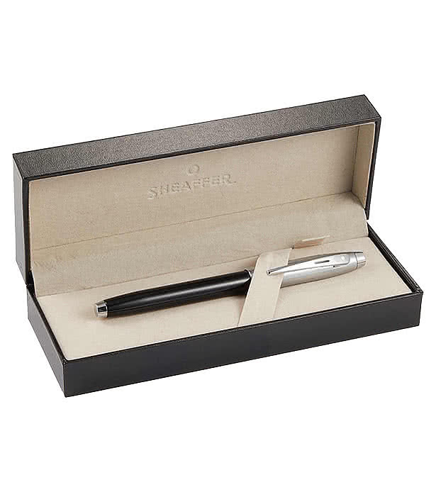 Sheaffer 100 Glossy Black and Chrome Roller Ball