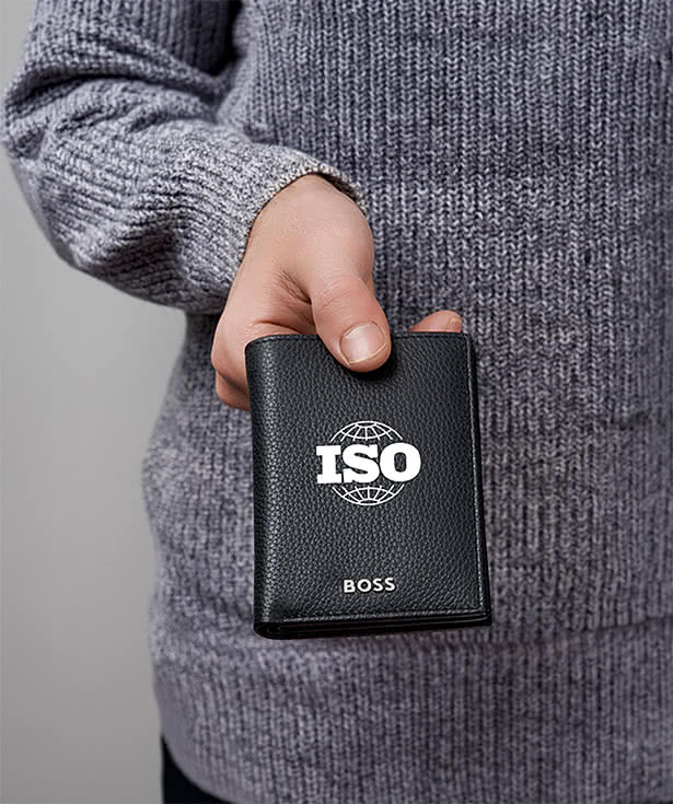 Hugo Boss Classic Grained Trifold Wallet