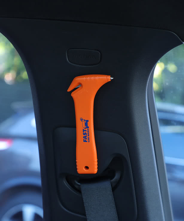 Car Escape Tool with Cutter