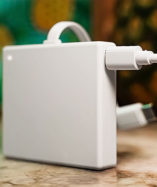 Full Color Flamingo 3,000 mAh 3-in-1 Power Bank