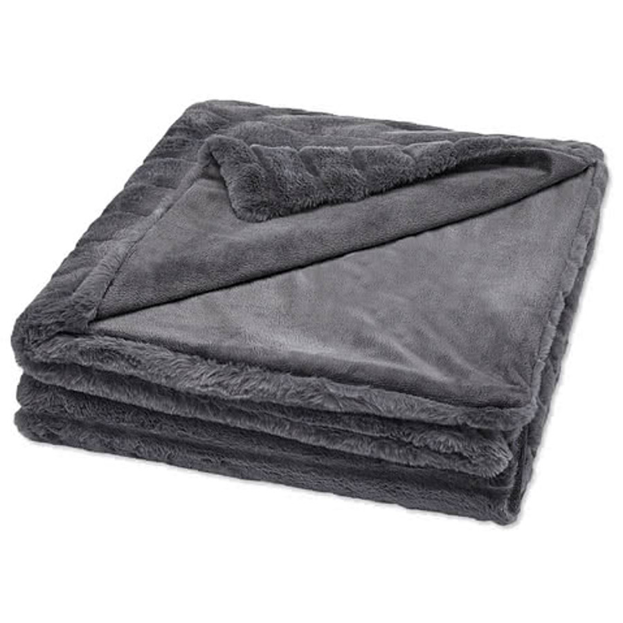 Kanata Aspen Plush Throw Blanket in Ivory