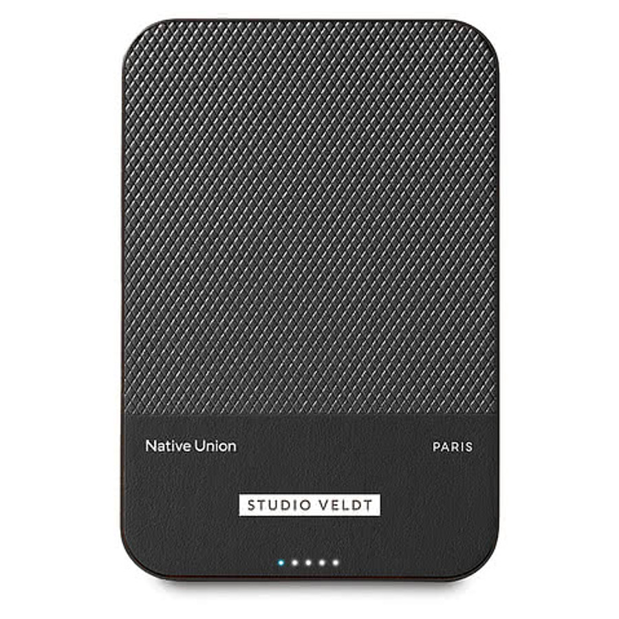 Native Union (RE)Classic Magnetic 5,000 mAh Power Bank