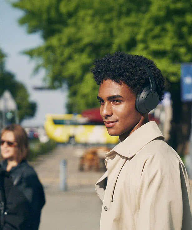 Sony WH-CH720N Wireless Noise Canceling Headphones