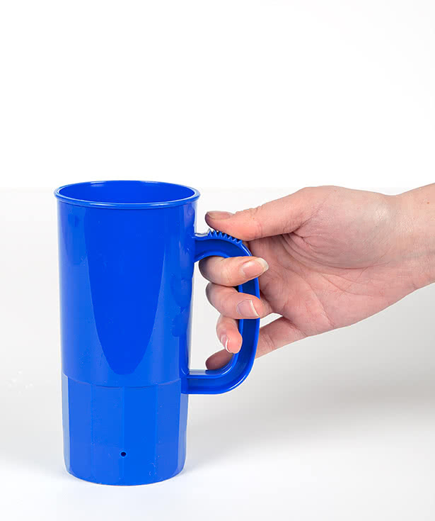 Plastic mugs online