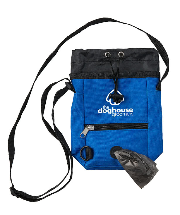 3-in-1 Pet Treat Carrier with Disposable Bags