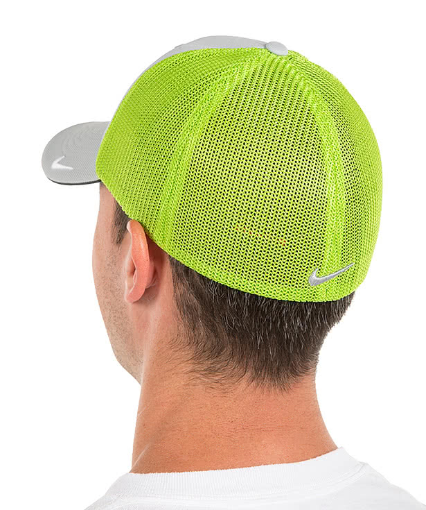 Nike Golf Stretch Fit Mesh Hat