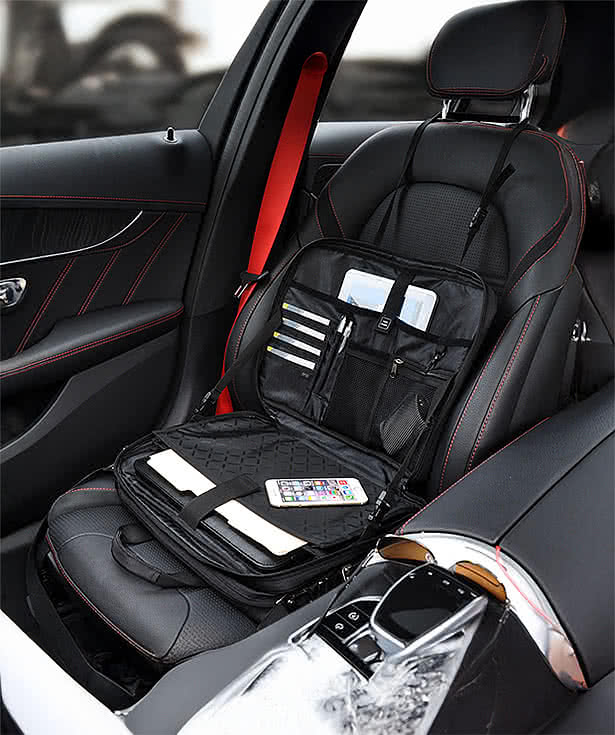Travis & Wells Transit 17" Computer Messenger Bag
