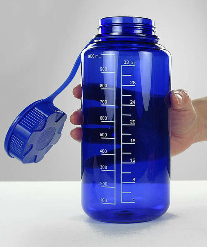 Botanicals 32oz Polycarbonate Water Bottle (BPA FREE)