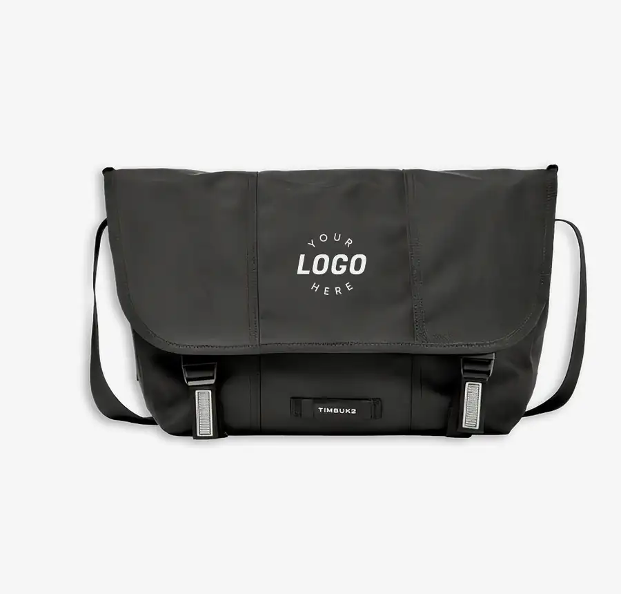 black timbuk2 messenger bag Flight Classic Cloaked in a black on black TimBuk 2 Classic Messenger Bag