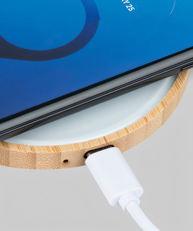 10W Glass and Bamboo Portable Wireless Charging Pad