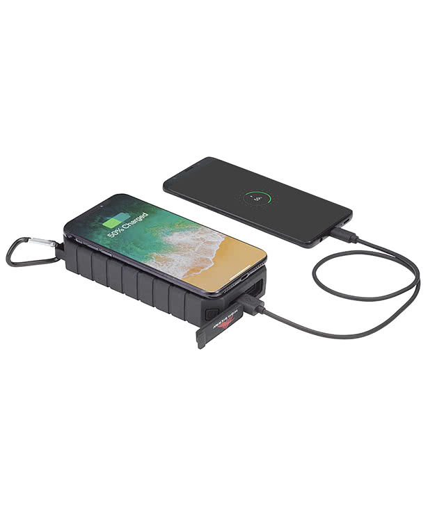 High Sierra® IPX 5 Solar Fast 10,000 mAh Portable Wireless Power Bank