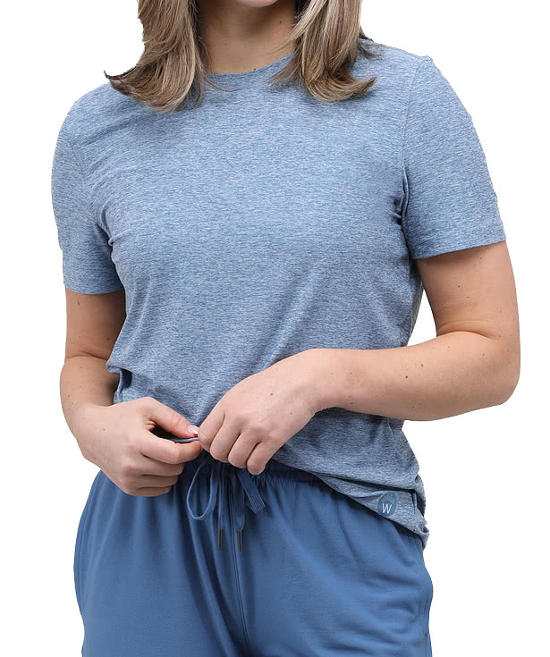 Wellable Women's Lightweight Recycled Performance Shirt