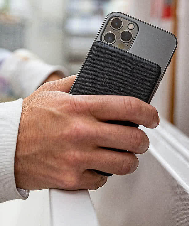 Laser Engraved mophie Snap+ Mini 5,000 mAh Portable Wireless Power Bank