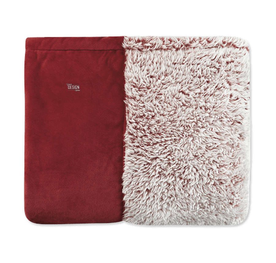 Super Soft Plush Blanket in Red