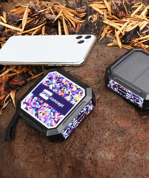 Full Color Solr 10,000 mAh Power Bank and Flashlight