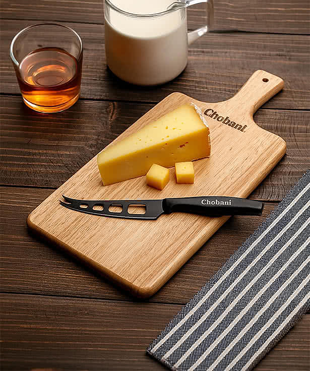 Molise Serving Board w/Cheese Knife