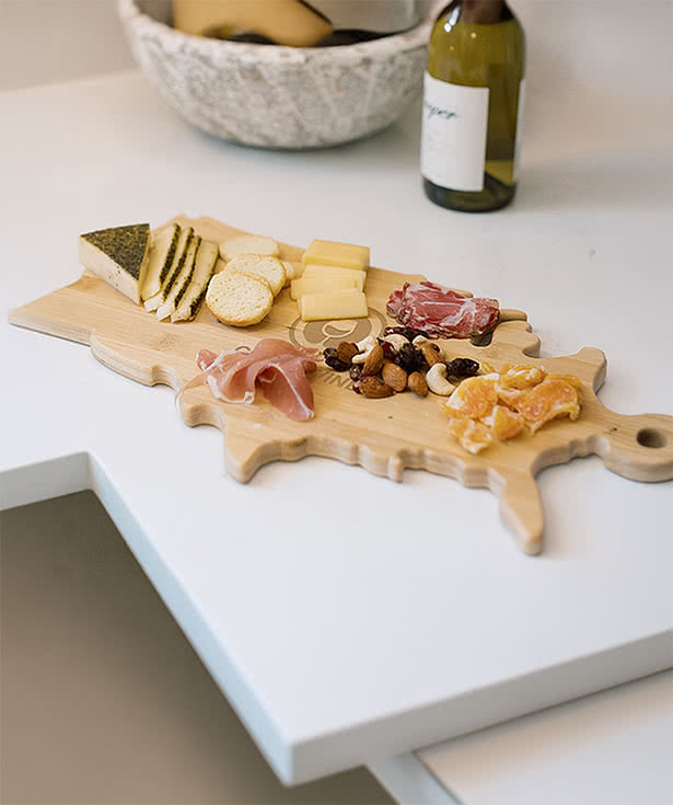 USA Shape Bamboo Cutting Board