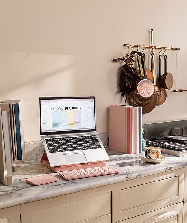 Logitech Casa Pop-Up Desk