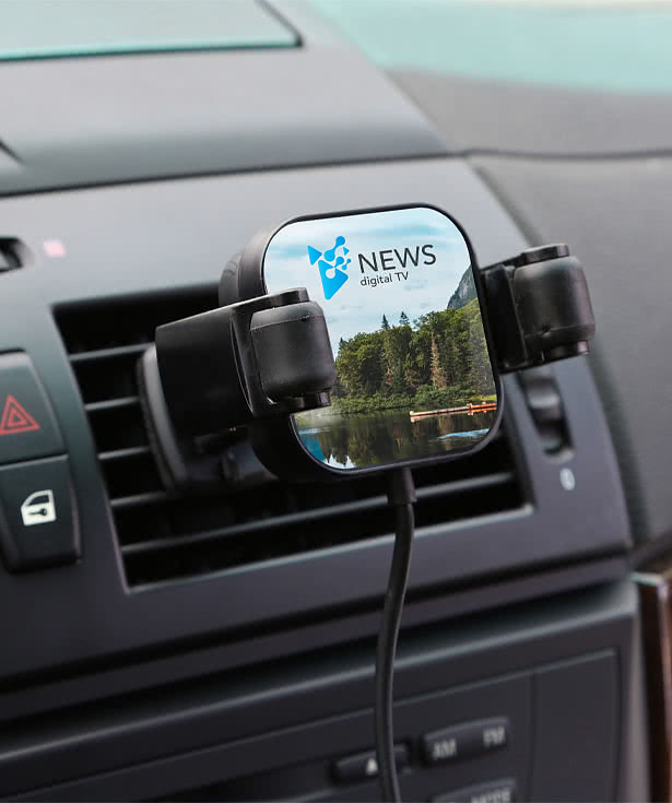 Full Color AirHug Wireless Charging Car Phone Dock