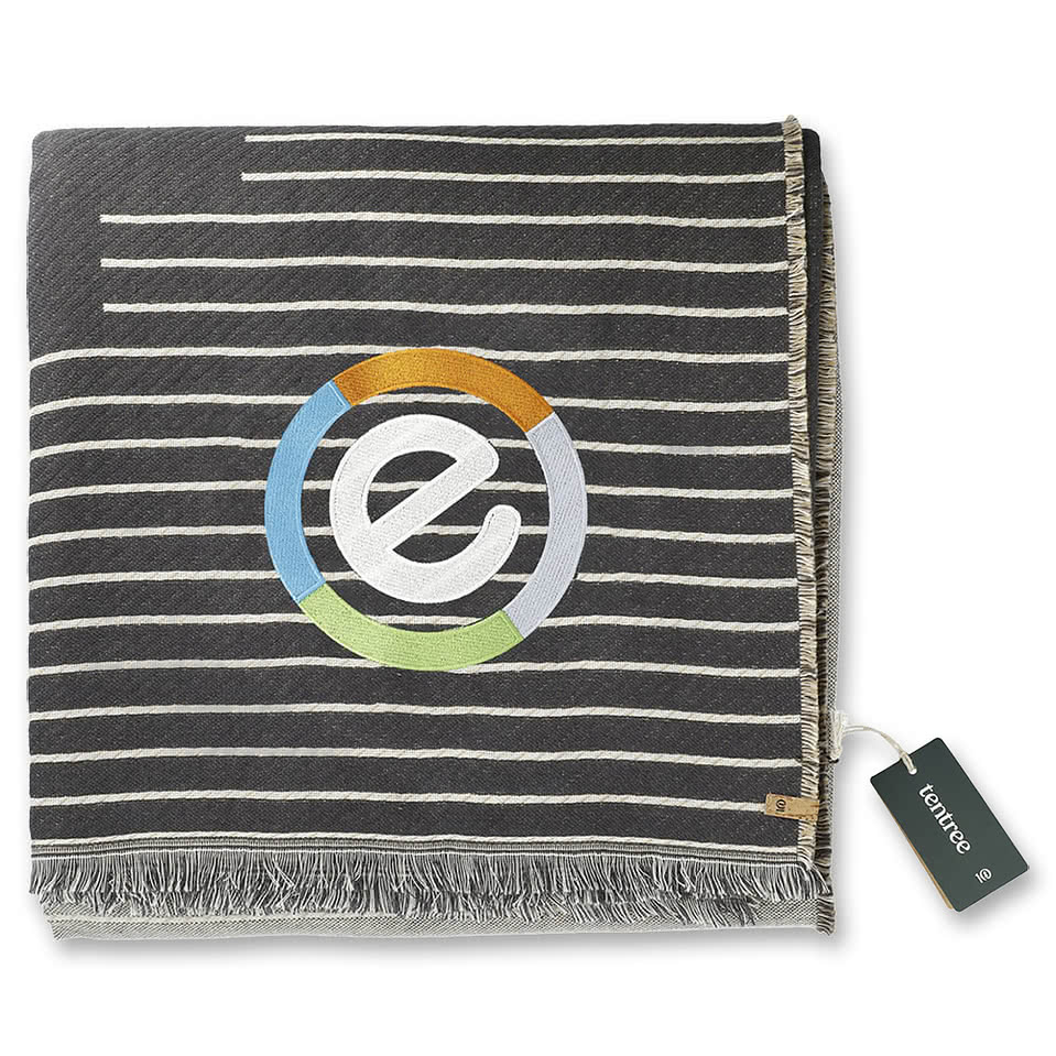 Tentree Organic Cotton Peaks Woven Blanket