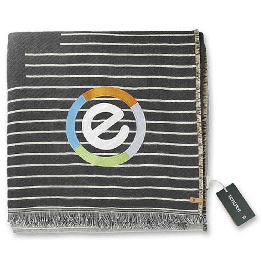 Tentree Organic Cotton Peaks Woven Blanket in Gray