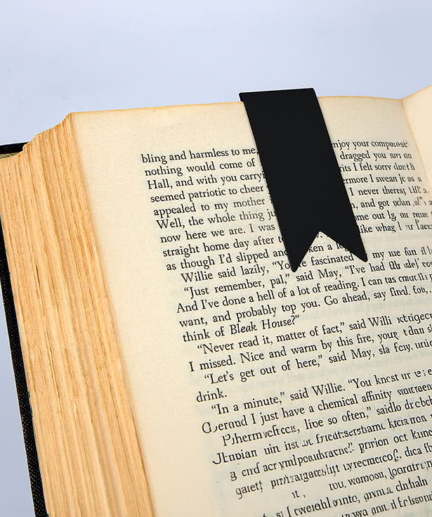 Magnetic Bookmark