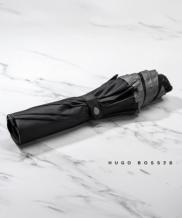 Hugo Boss 51" Arc Gear Umbrella