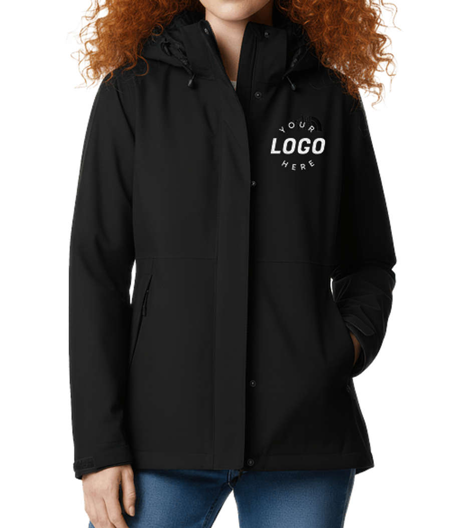 The North Face Women's Castle Valley Triclimate 3-in-1 Insulated Jacket in TNF Black