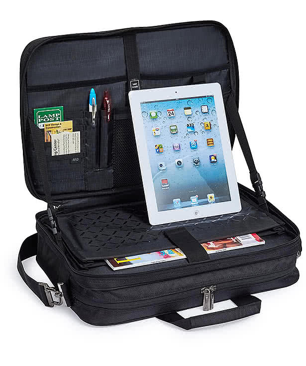 Travis & Wells Transit 17" Computer Messenger Bag