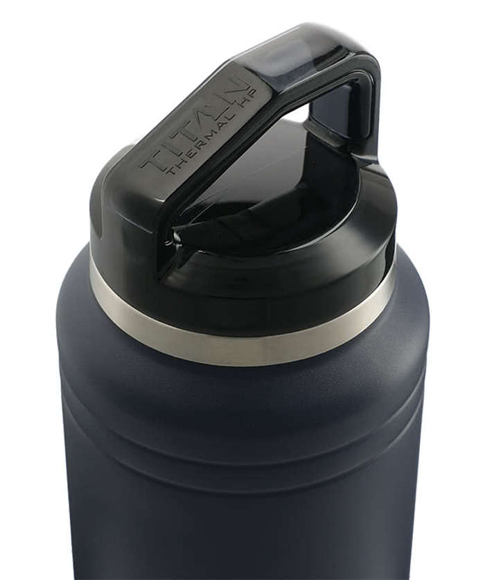Black 32 oz Vacuum Sealed Thermal Bottle