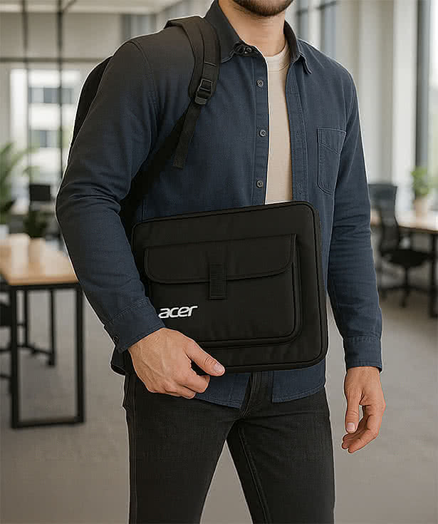 Aston Tablet Sleeve