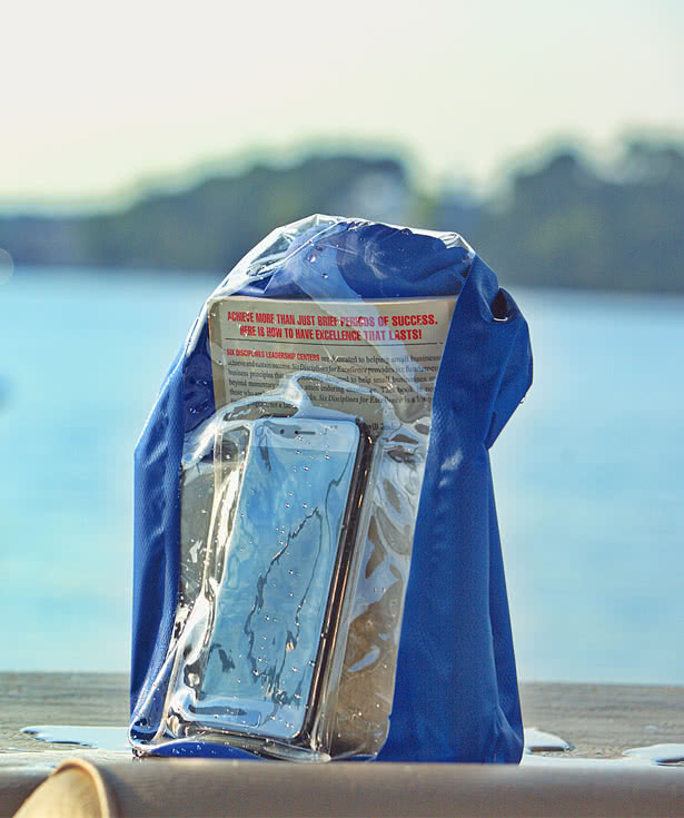 5L Waterproof Dry Bag with Touch-Through Pocket