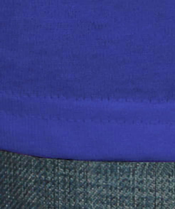 Canada - Hanes Long Sleeve Tagless T-shirt