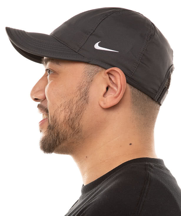 Nike feather light on sale hat