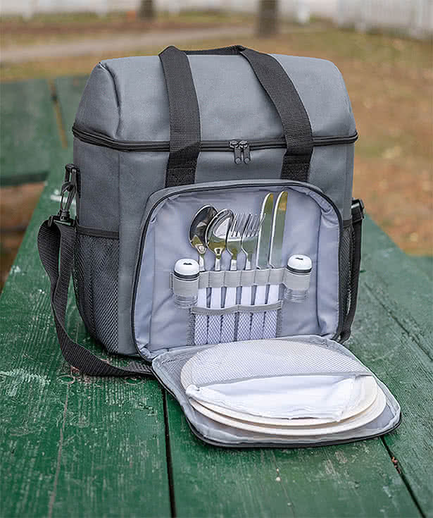 Valdivian All-in-One Picnic Cooler Bag